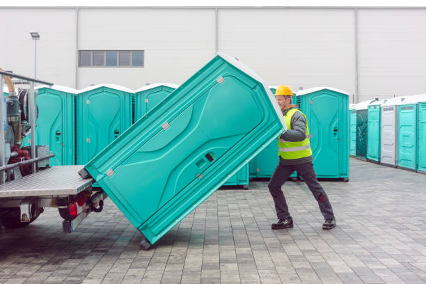 Best Luxury portable toilet rental  in Dousman, WI